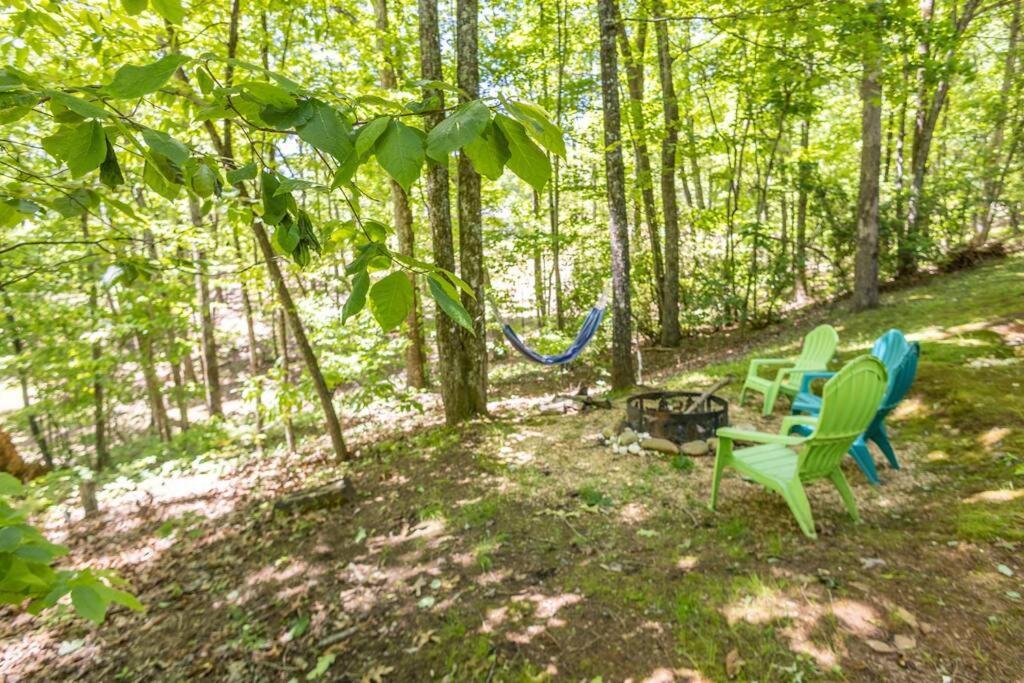 Pet Friendly Luxury Cabin Near Helen With Fire Pit Cleveland Exterior photo