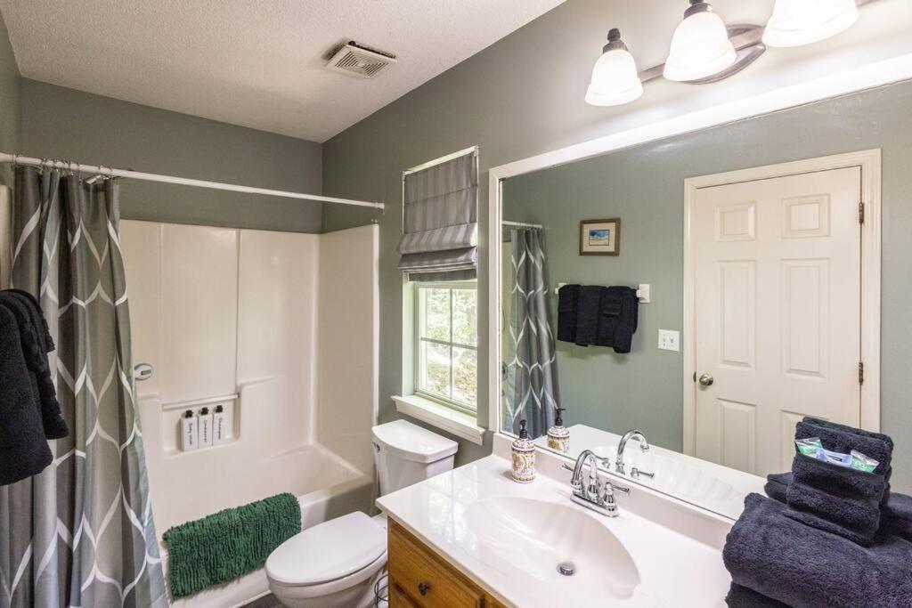 Pet Friendly Luxury Cabin Near Helen With Fire Pit Cleveland Exterior photo