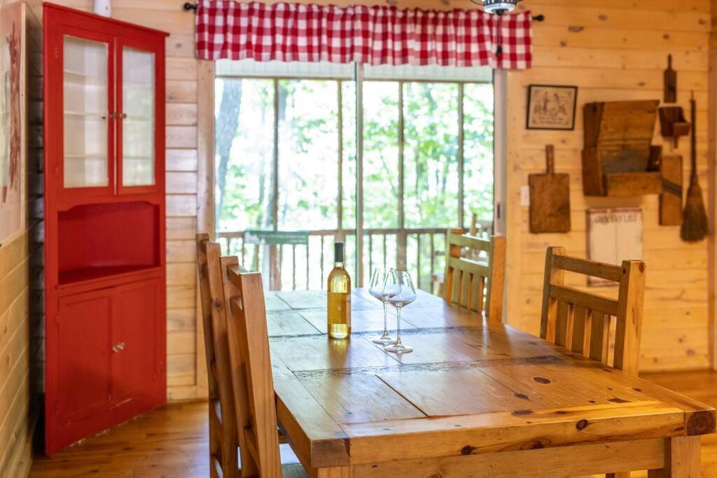 Pet Friendly Luxury Cabin Near Helen With Fire Pit Cleveland Exterior photo